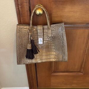 Chic Crocodile Pattern Brown Tote Bag